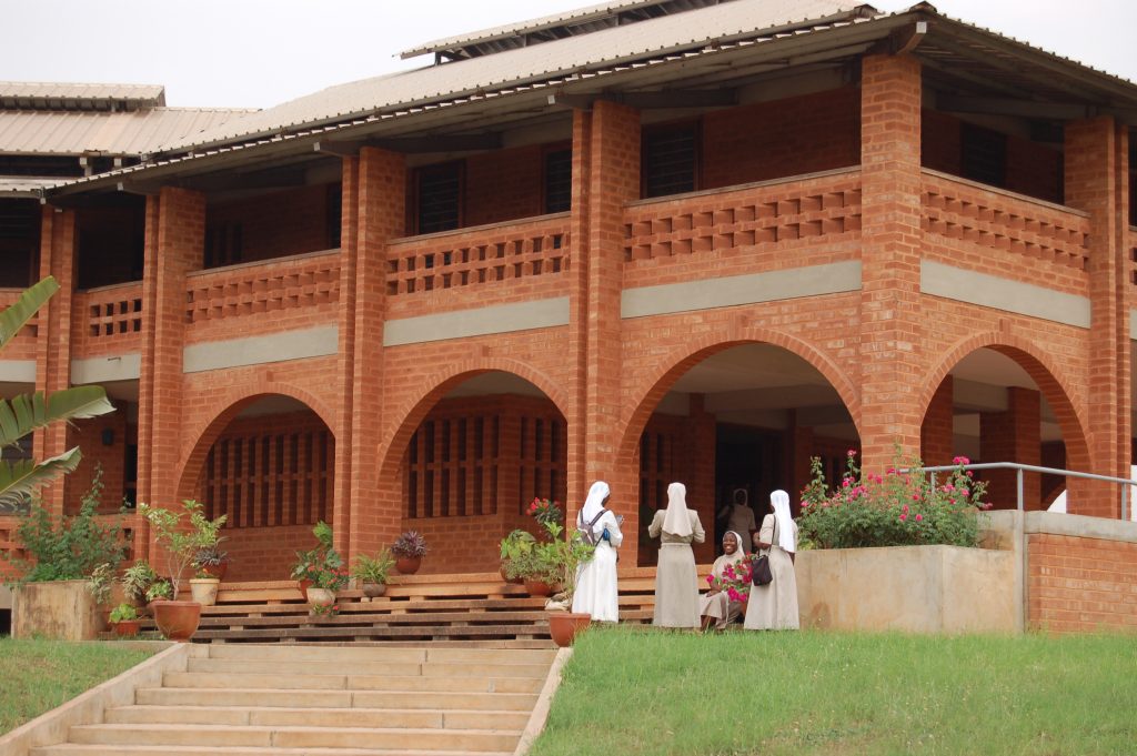 arrivée Session intercongrégations srs professes temporaires (1)