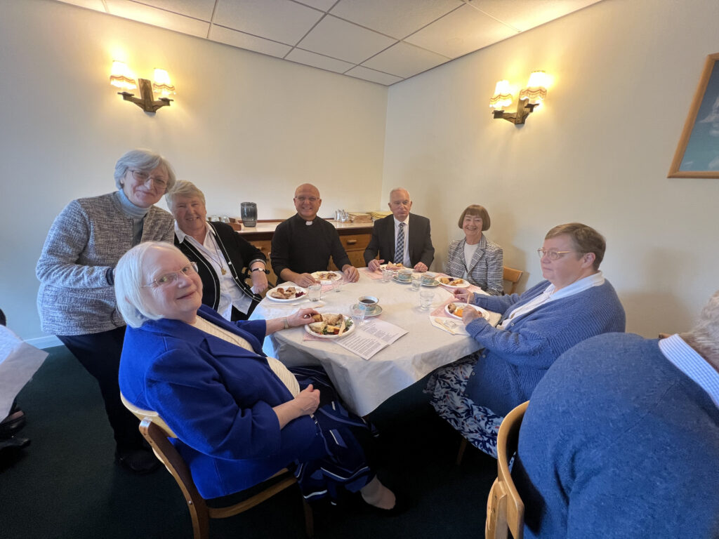 Célébration des 117 ans de ministère à Liverpool 13